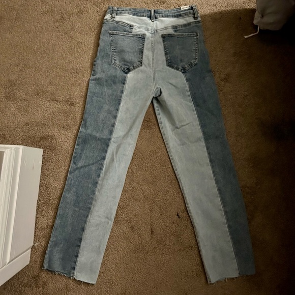 Split colored jeans - Picture 2 of 2